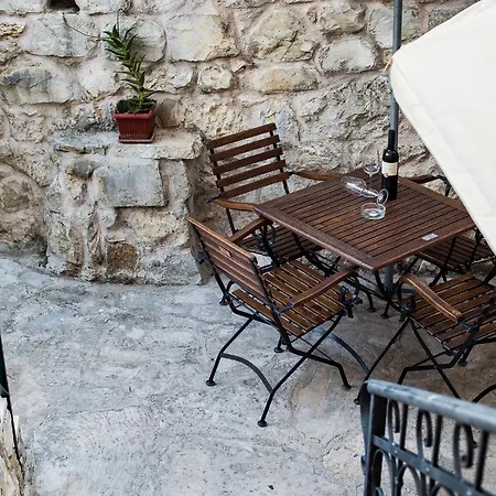 Leticia Apartament