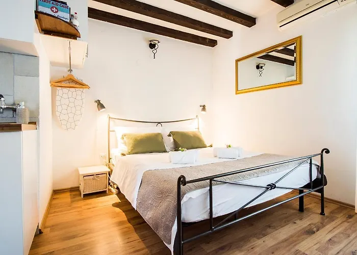 Leticia Apartament