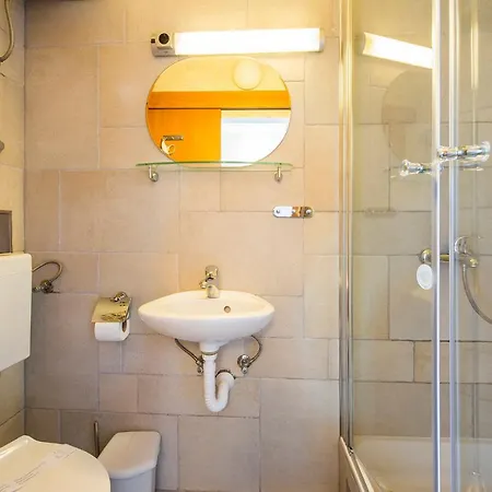 Leticia * سبليت